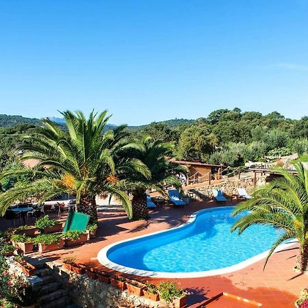 Residence Villa Smeralda Telti Экстерьер фото