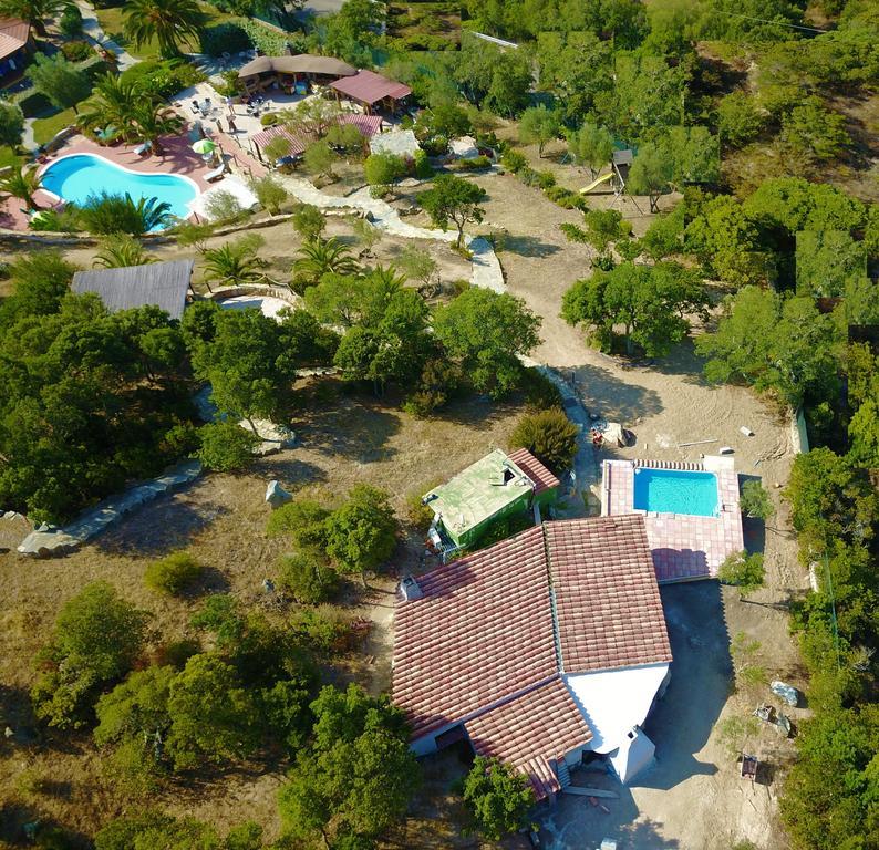 Residence Villa Smeralda Telti Экстерьер фото