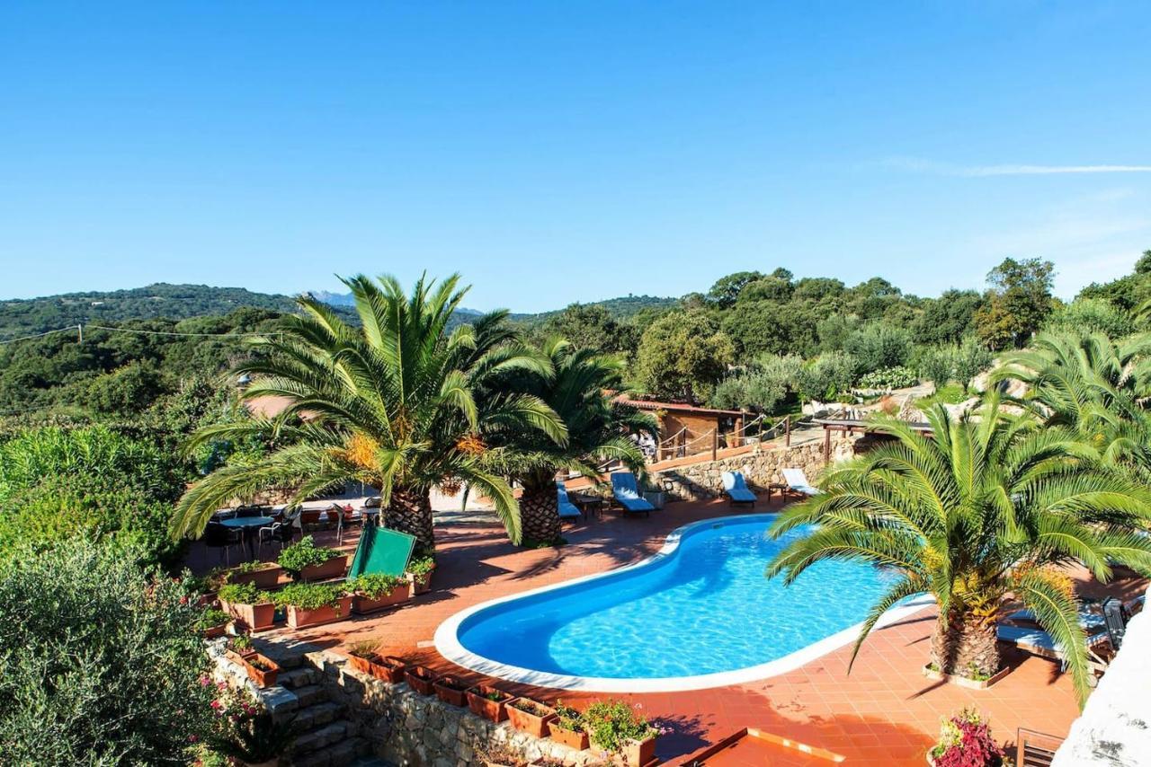 Residence Villa Smeralda Telti Экстерьер фото