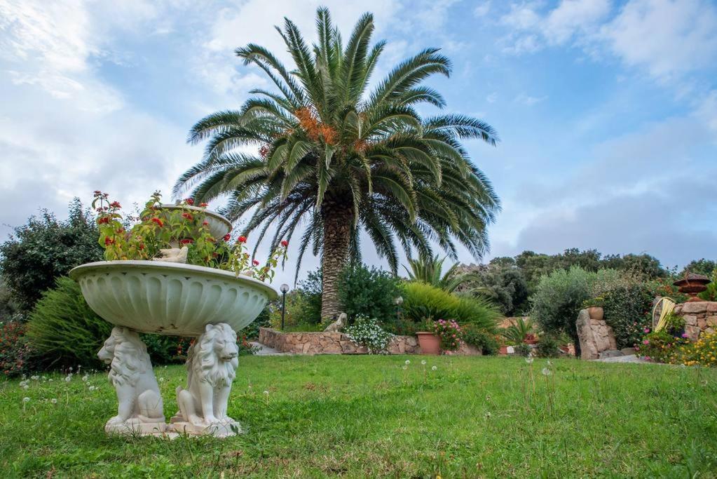 Residence Villa Smeralda Telti Экстерьер фото