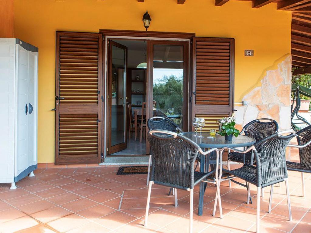 Residence Villa Smeralda Telti Экстерьер фото