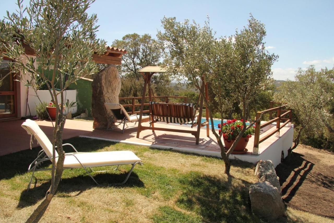Residence Villa Smeralda Telti Экстерьер фото