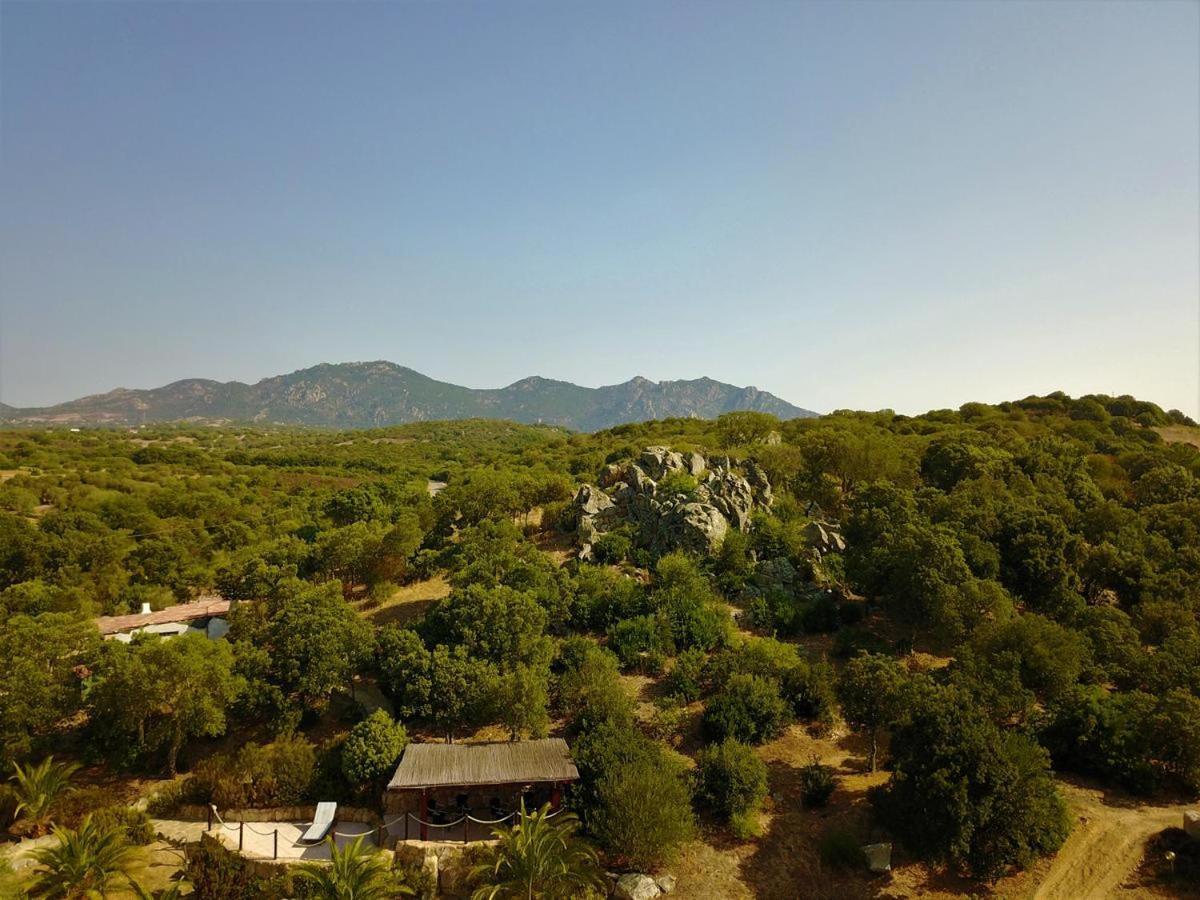 Residence Villa Smeralda Telti Экстерьер фото